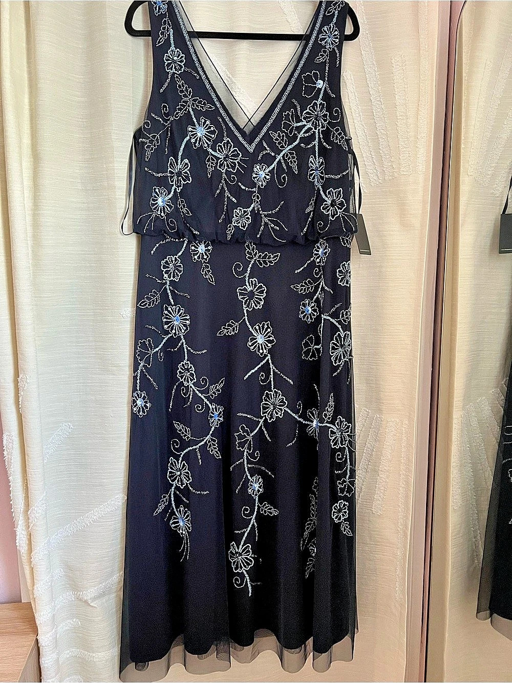 Adrianna Papell Sleeveless Beaded Blouson Midi Dress In Midnight Multi - Size 8 - Picture 2 of 8